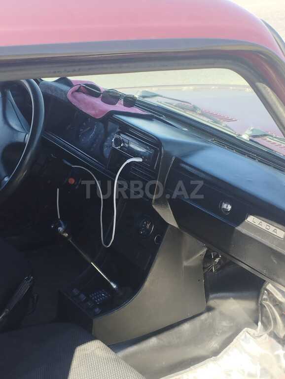 LADA (VAZ) 2107