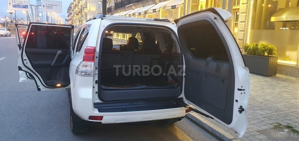 Toyota Land Cruiser Prado