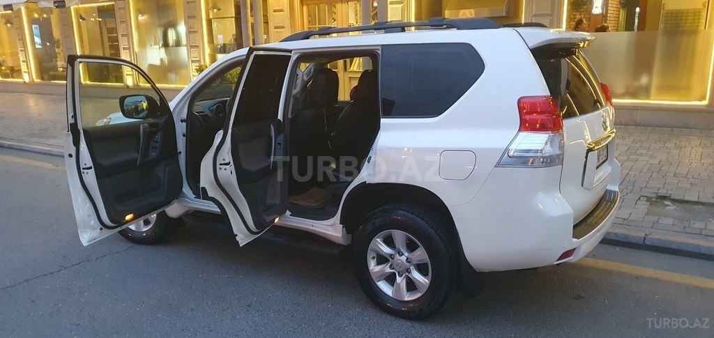 Toyota Land Cruiser Prado