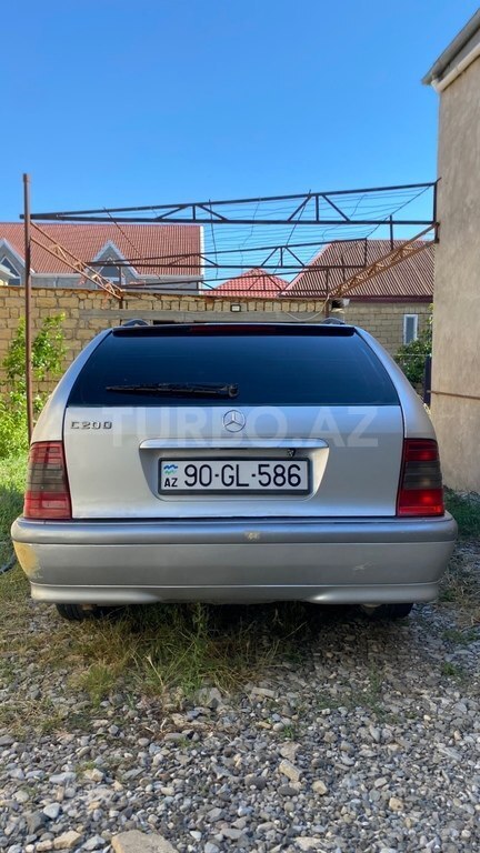 Mercedes C 180