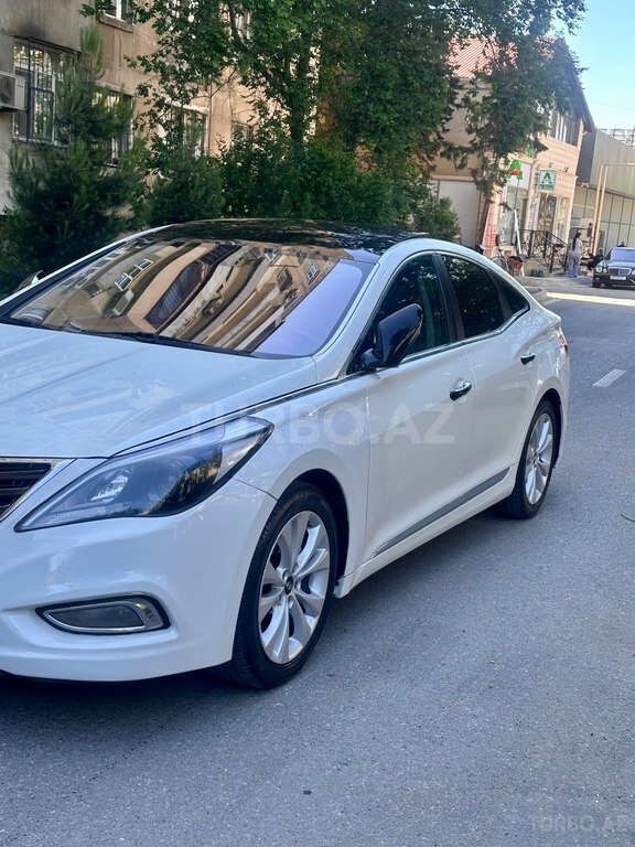 Hyundai Azera
