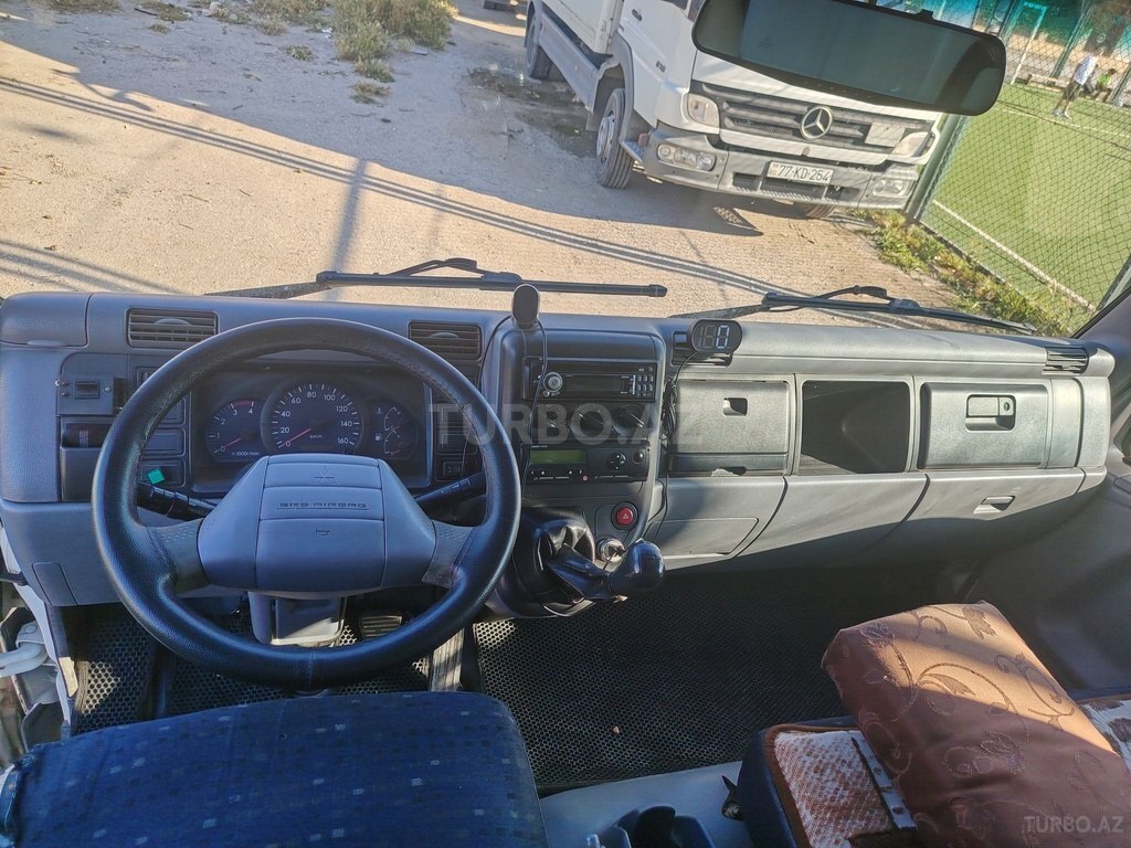 Mitsubishi Fuso Canter