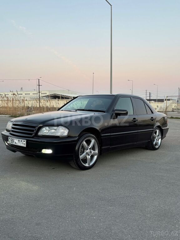 Mercedes C 180