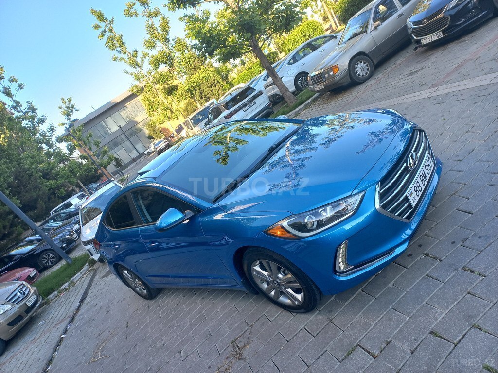 Hyundai Elantra