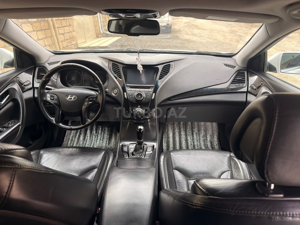 Hyundai Azera