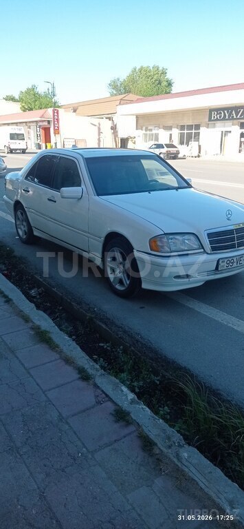 Mercedes C 230