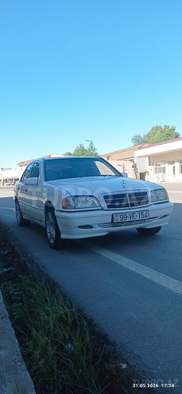 Mercedes C 230