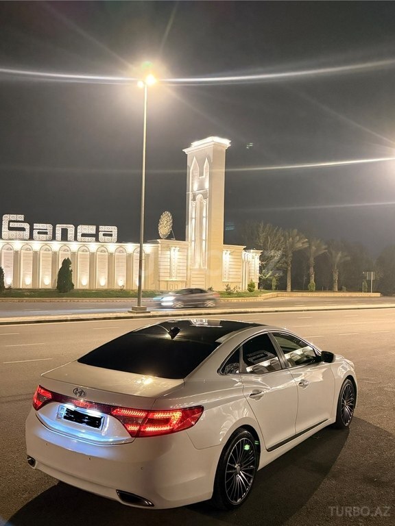 Hyundai Azera