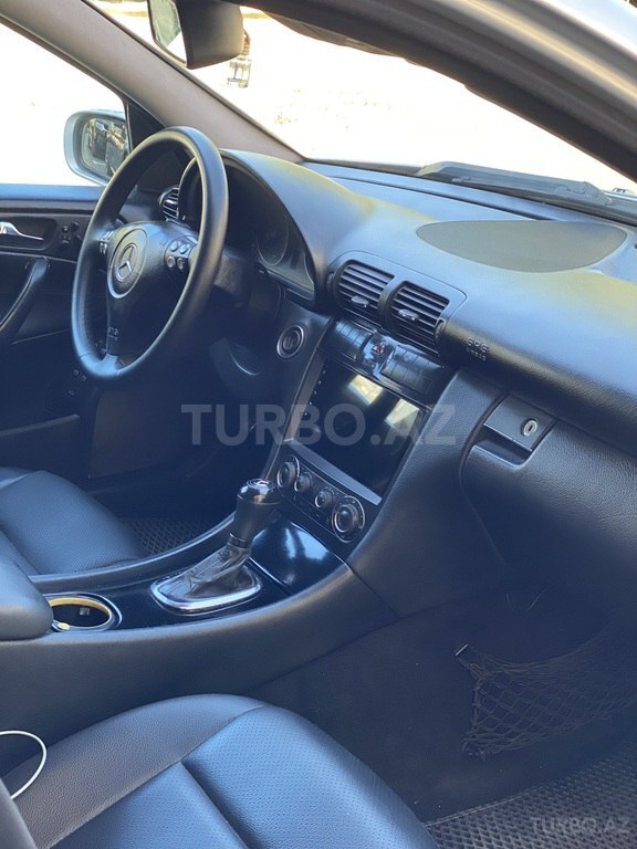 Mercedes C 230