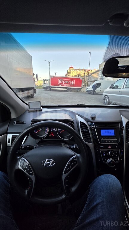 Hyundai Elantra GT