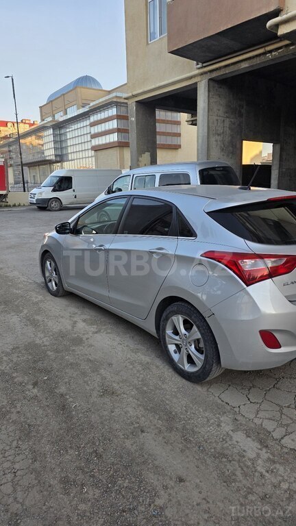 Hyundai Elantra GT