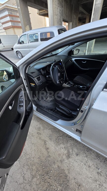 Hyundai Elantra GT