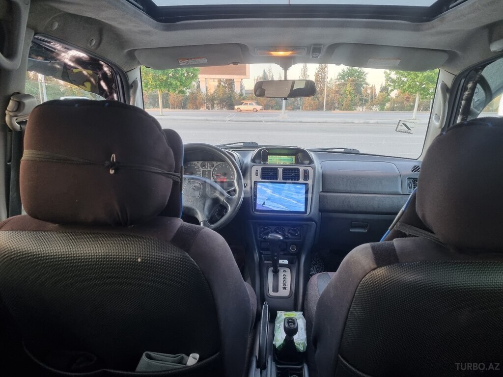 Mitsubishi Pajero io