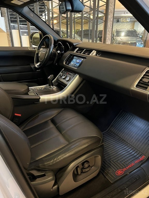 Land Rover RR Sport