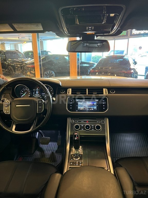 Land Rover RR Sport
