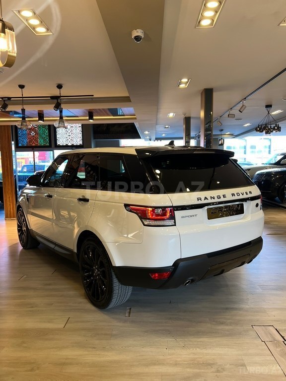 Land Rover RR Sport