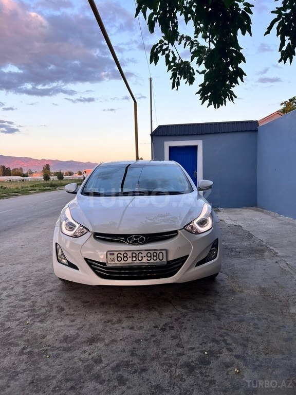 Hyundai Elantra