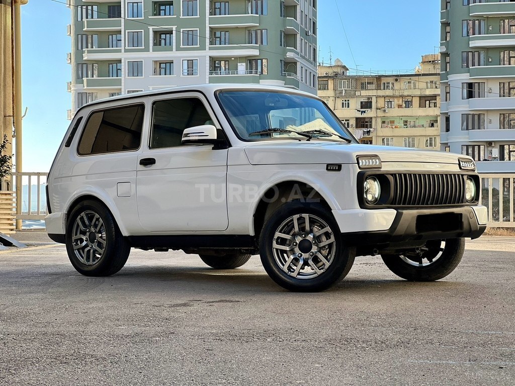 LADA (VAZ) Niva