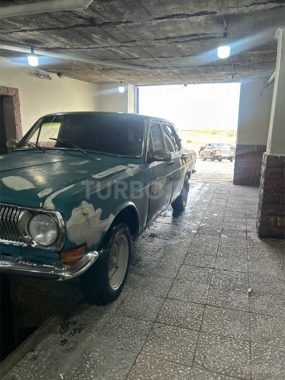 GAZ 24 "Volga"
