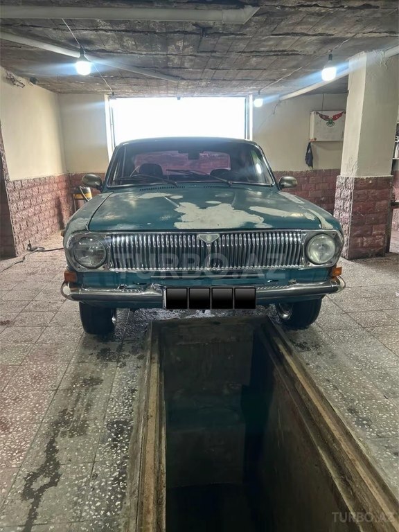 GAZ 24 "Volga"