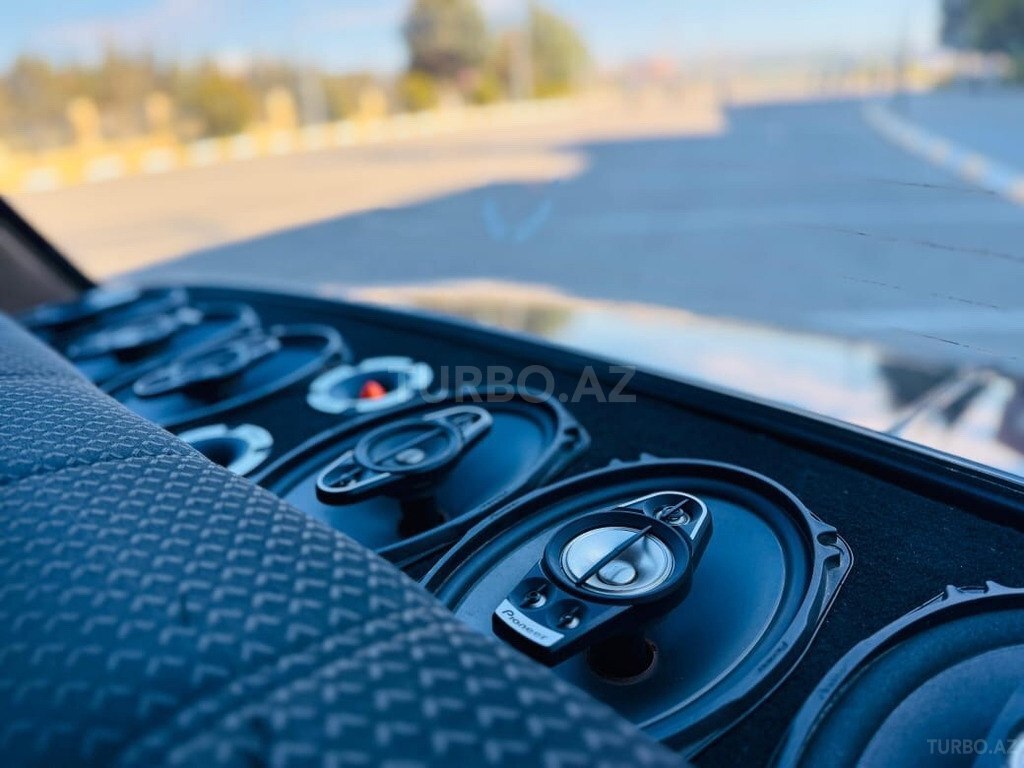 LADA (VAZ) 2107
