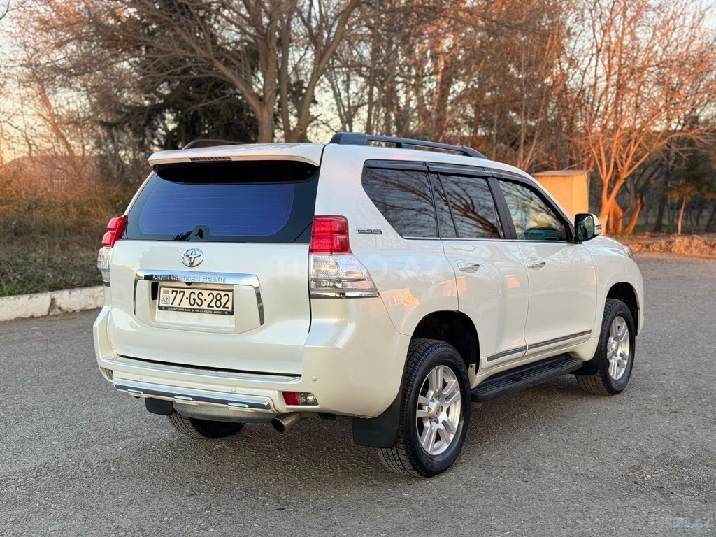 Toyota Land Cruiser Prado