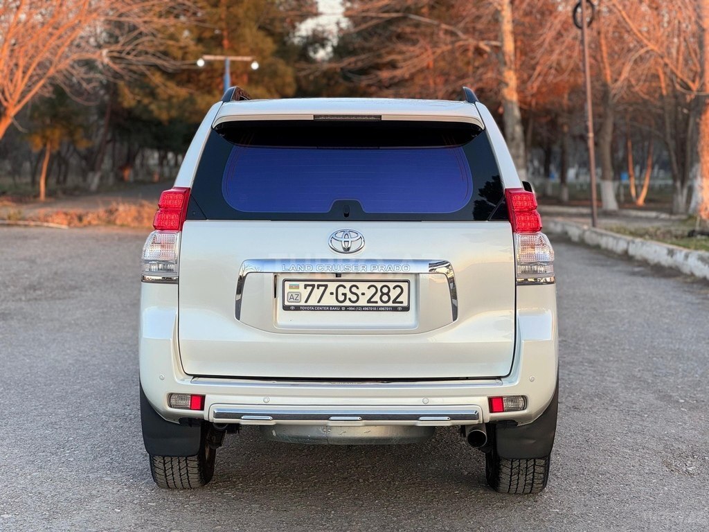 Toyota Land Cruiser Prado