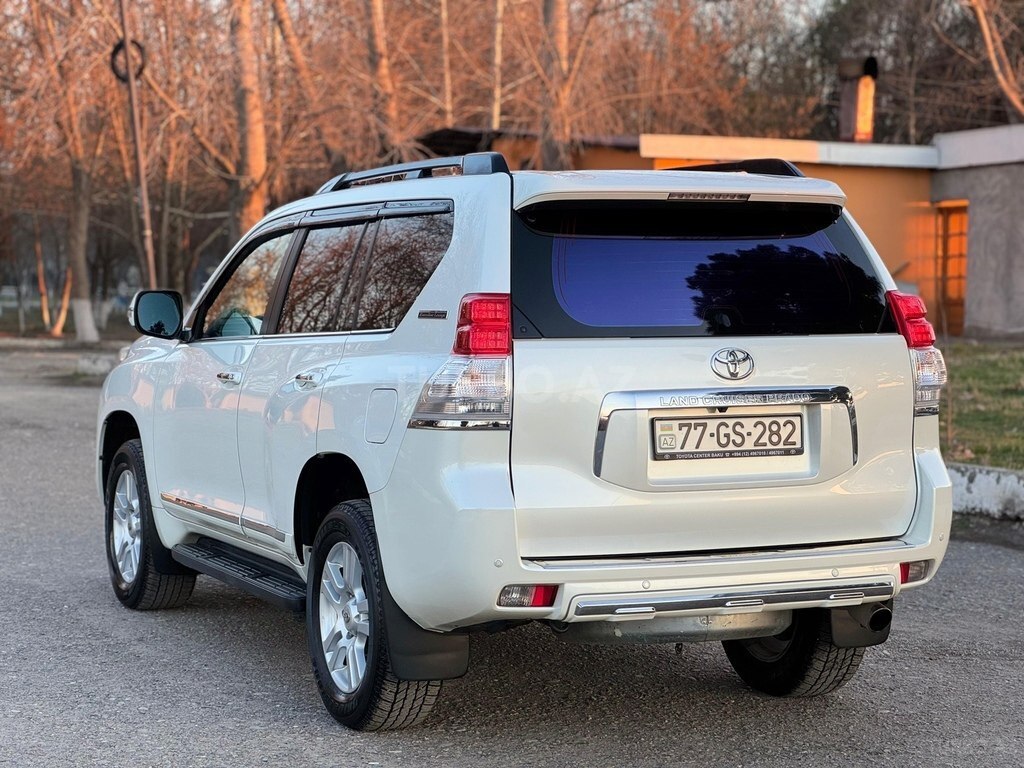 Toyota Land Cruiser Prado