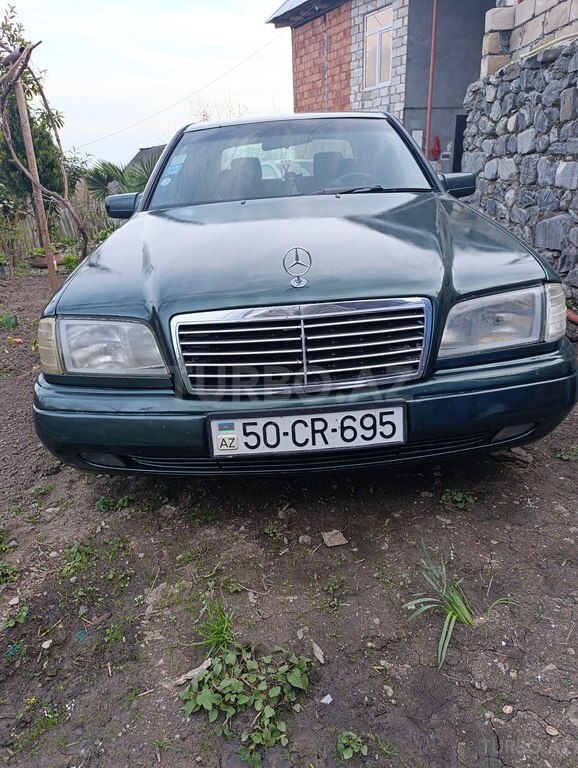 Mercedes C 180