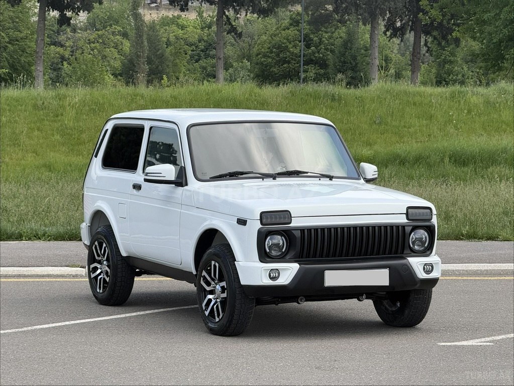 LADA (VAZ) Niva