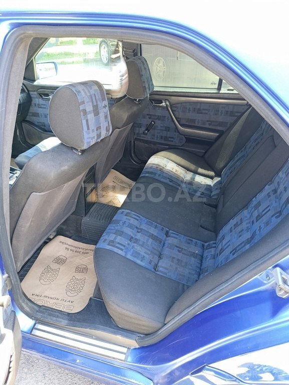 Mercedes C 180