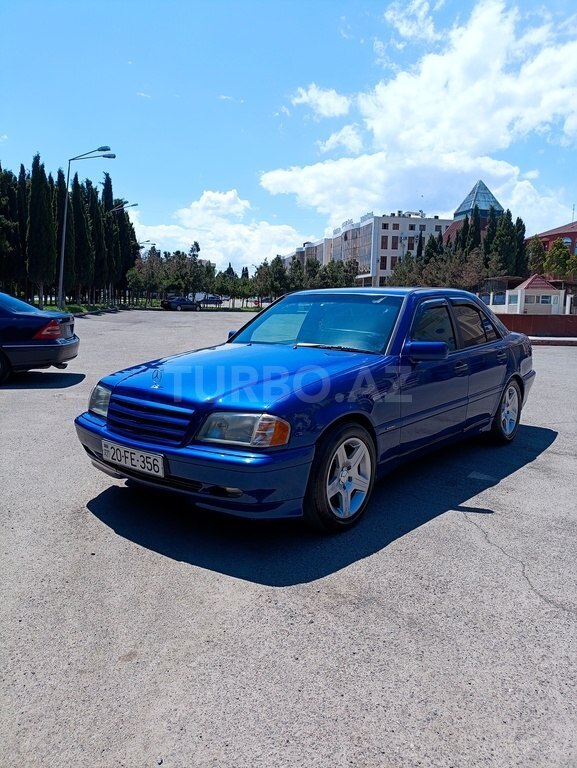 Mercedes C 180