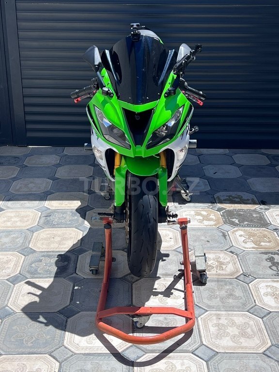 Kawasaki ZX-6R
