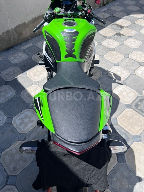 Kawasaki ZX-6R