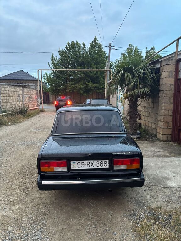 LADA (VAZ) 2107