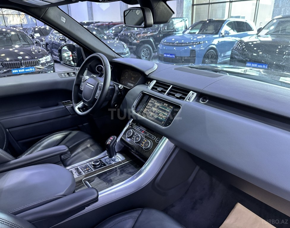 Land Rover RR Sport