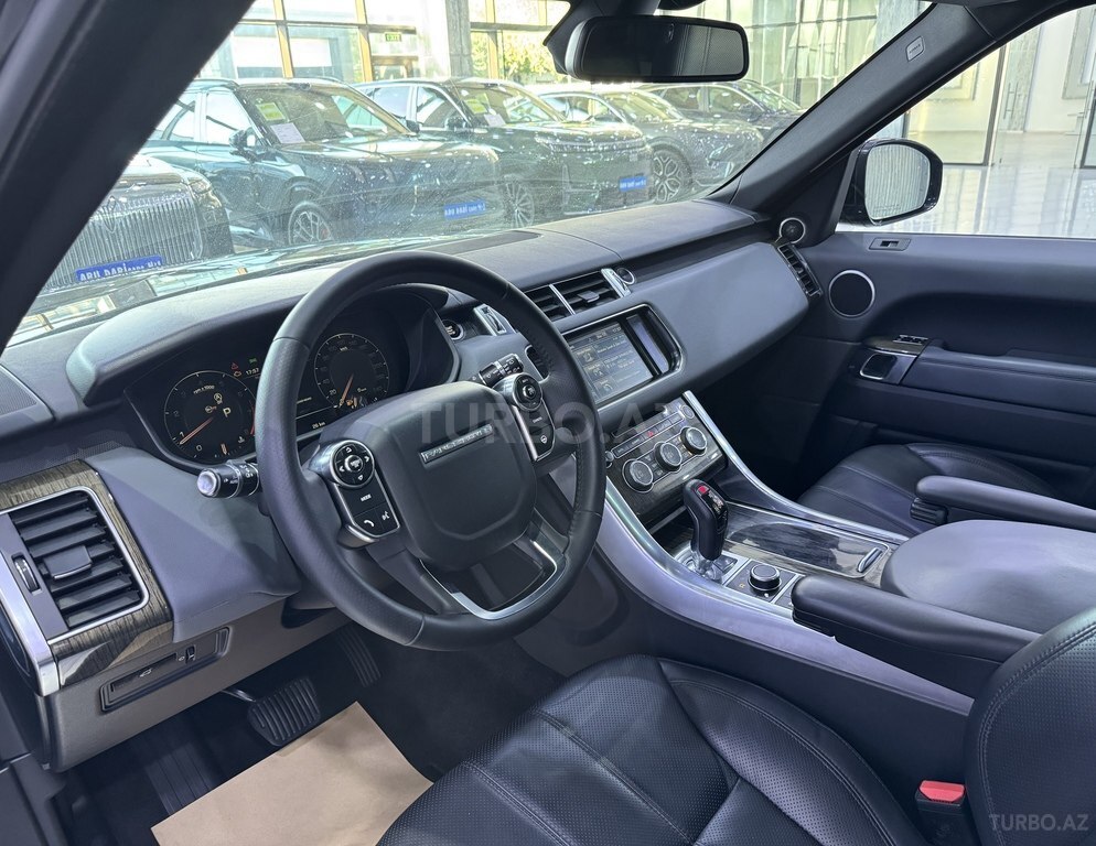 Land Rover RR Sport