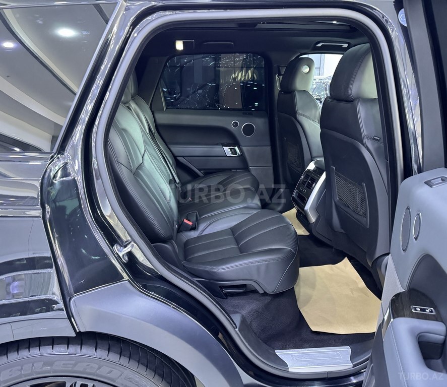 Land Rover RR Sport