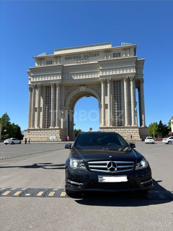 Mercedes C 250