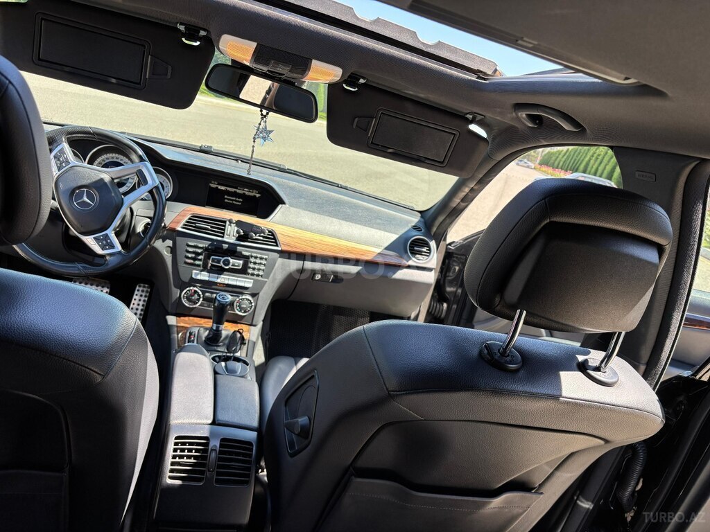 Mercedes C 250
