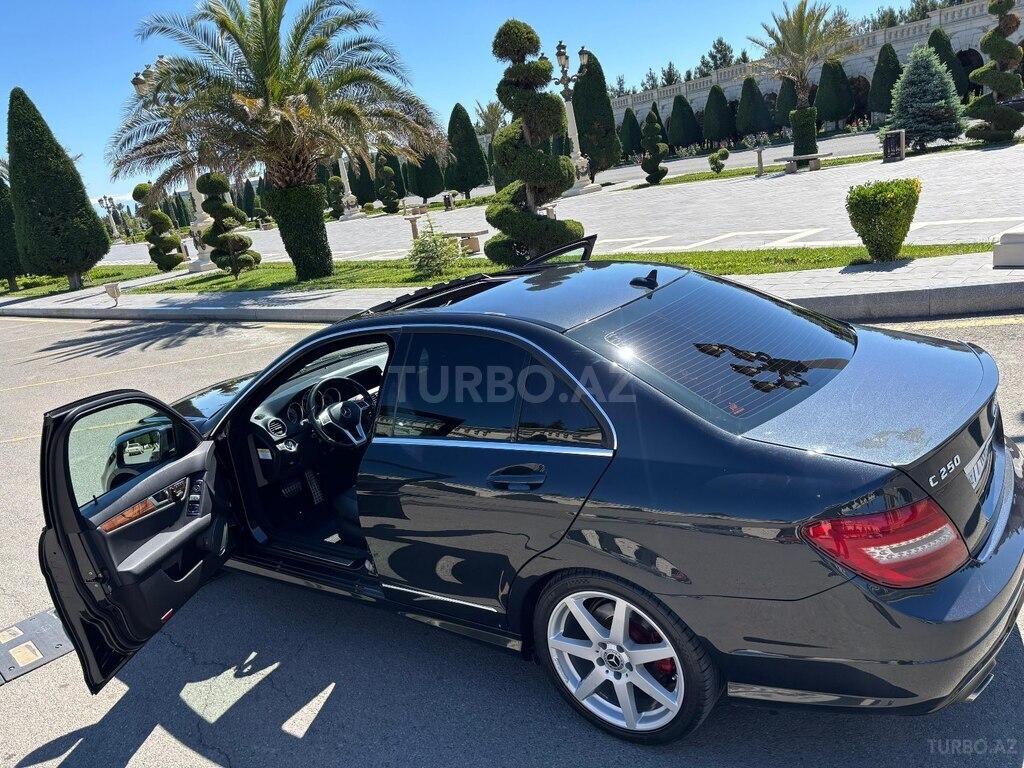 Mercedes C 250