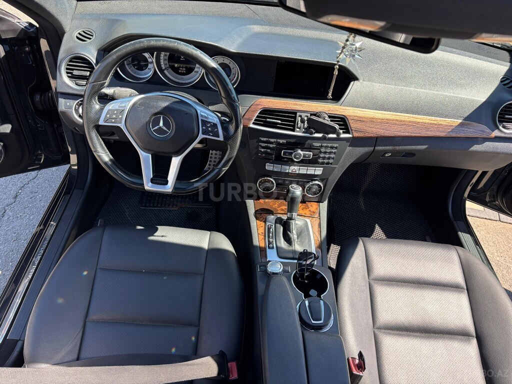 Mercedes C 250