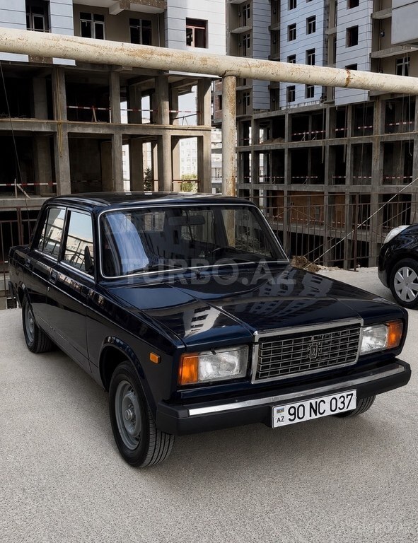 LADA (VAZ) 2107
