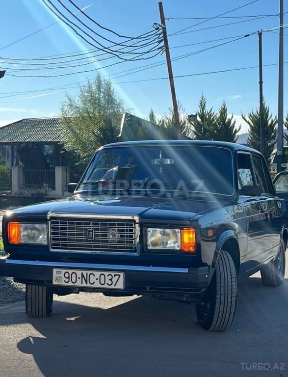 LADA (VAZ) 2107