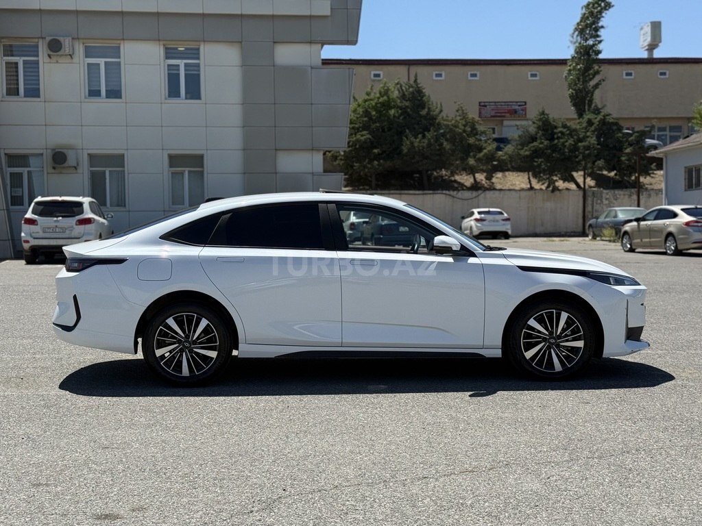 Changan Qiyuan A05