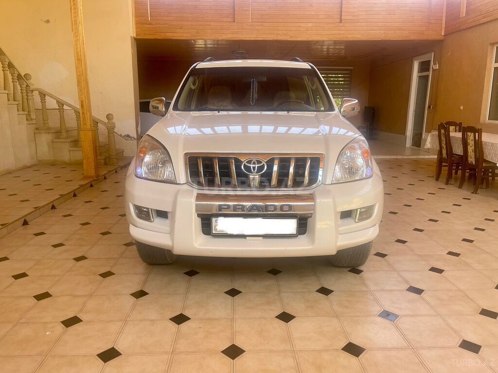 Toyota Land Cruiser Prado