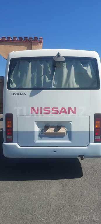 Nissan Civilian