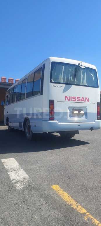 Nissan Civilian