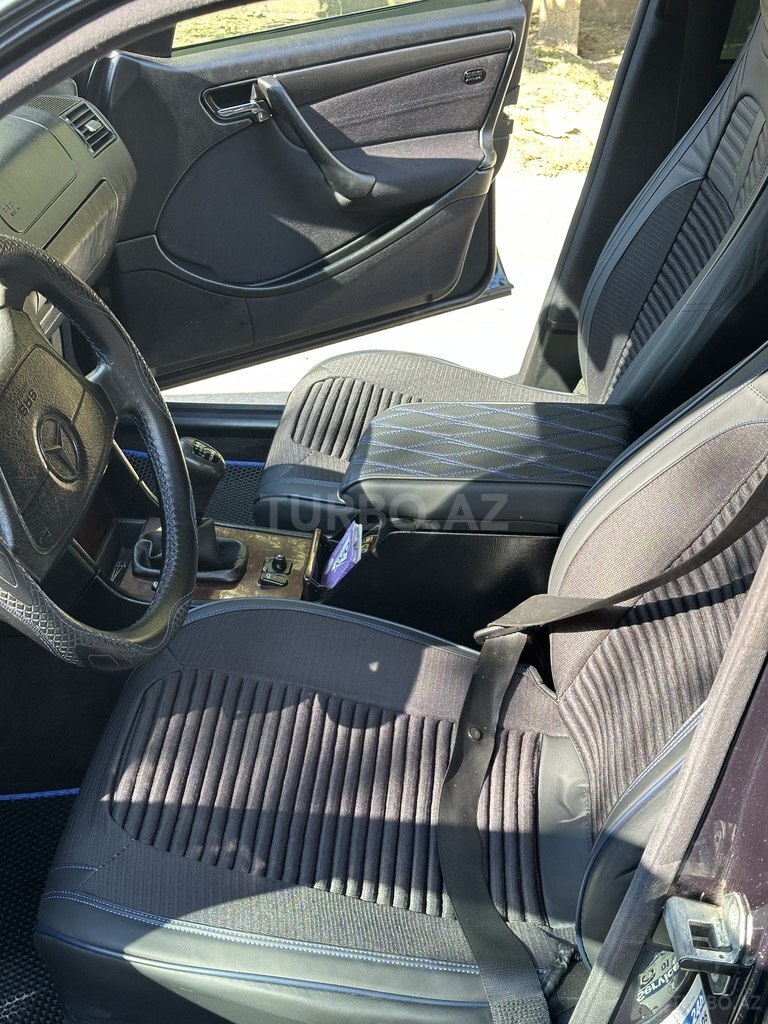 Mercedes C 180