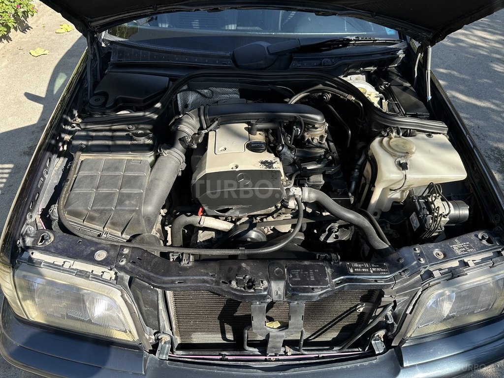 Mercedes C 180